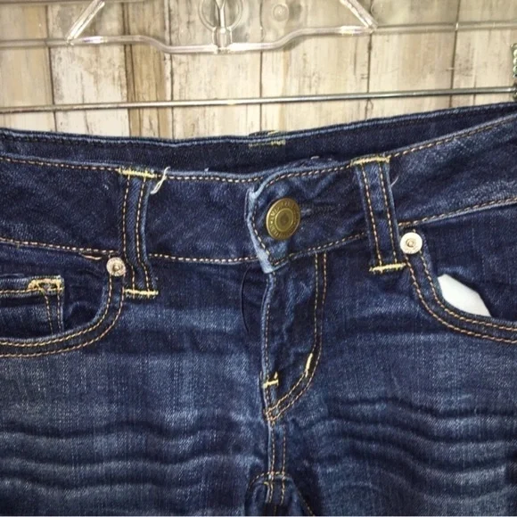 American Eagle Dark Wash Denim Cutoff Shorts - Picture 4 of 6